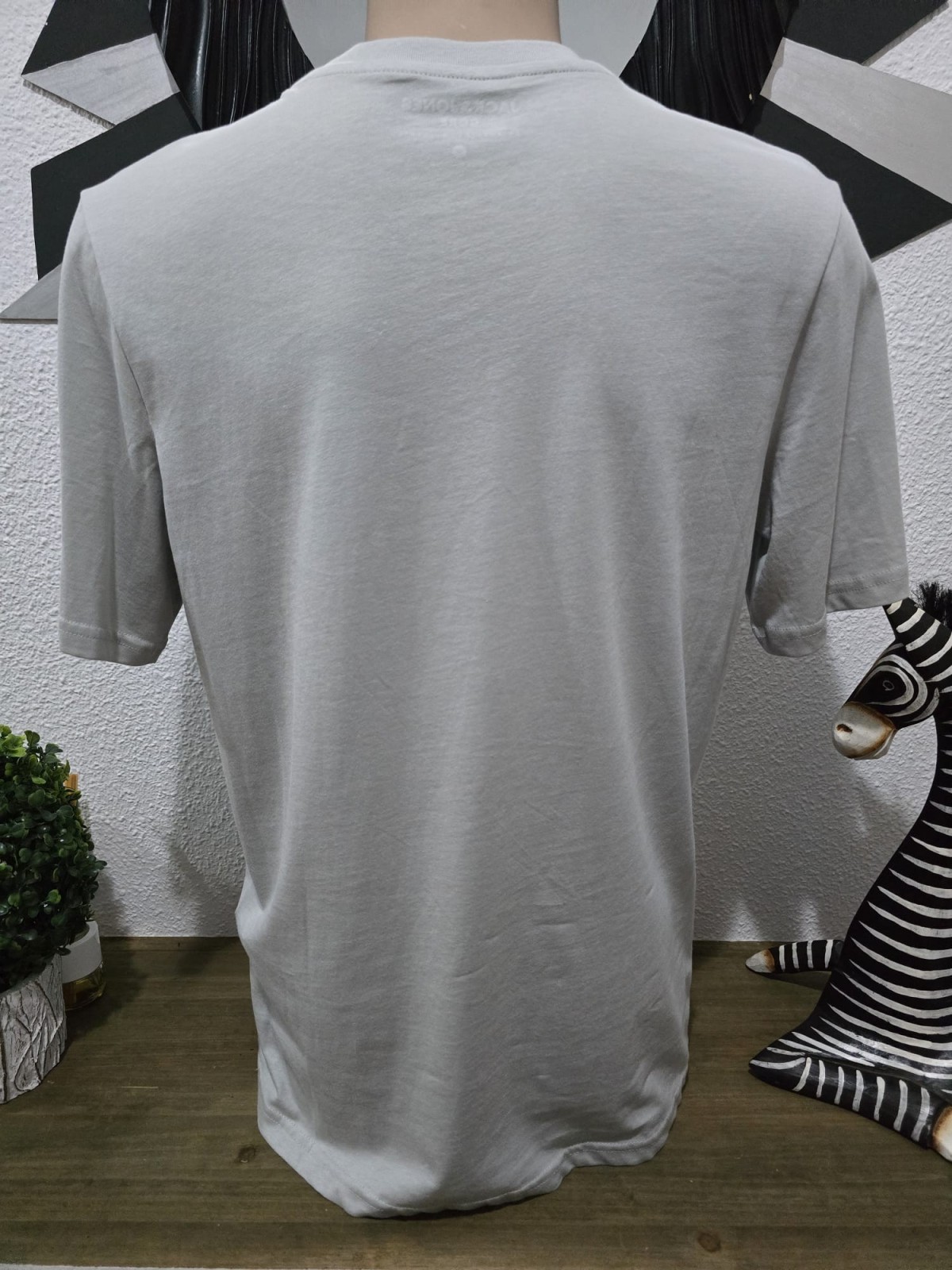 Camiseta Jack & Jones gris