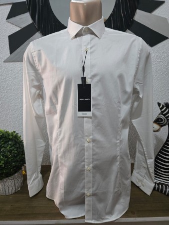 Camisa blanca de hombre